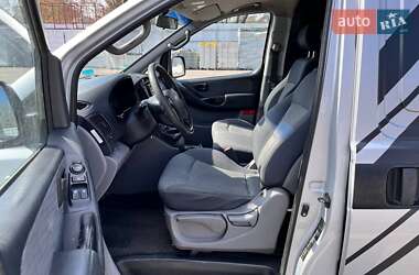 Грузовой фургон Hyundai H-1 2008 в 