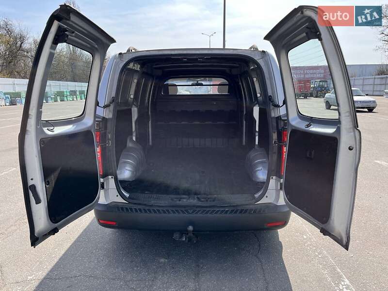 Вантажний фургон Hyundai H-1 2008 в Кременчуці