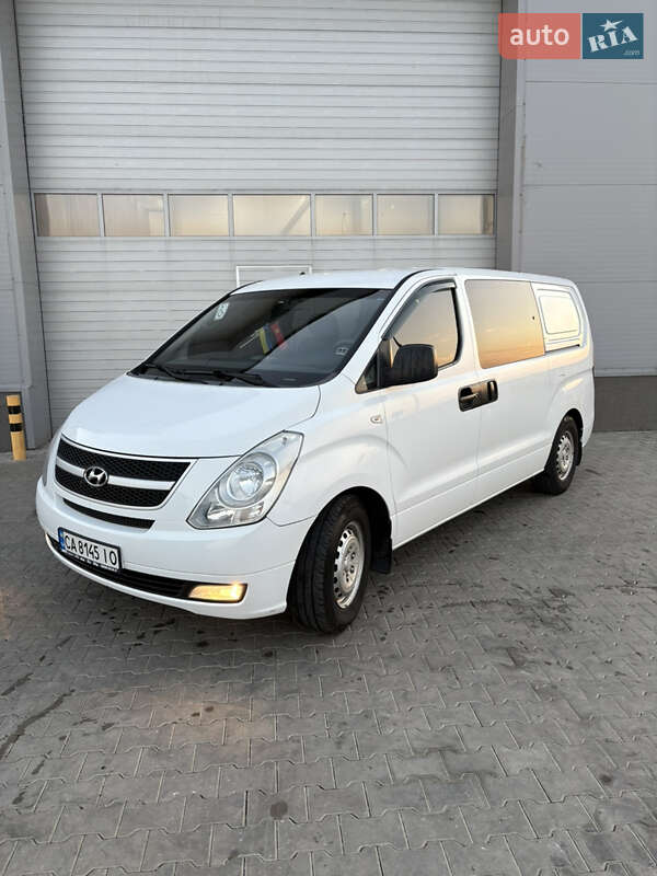 Hyundai H-1 2008