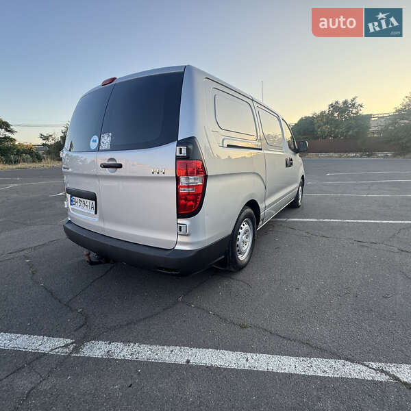 Грузовой фургон Hyundai H-1 2008 в Одессе