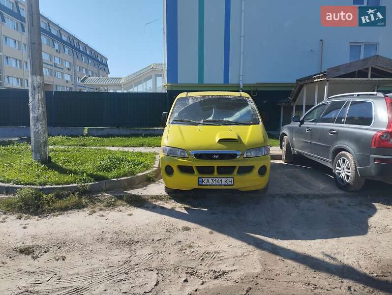 Минивэн Hyundai H-1 2002 в Киеве