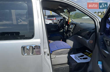 Минивэн Hyundai H-1 2008 в 