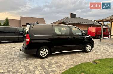 Минивэн Hyundai H-1 2011 в 