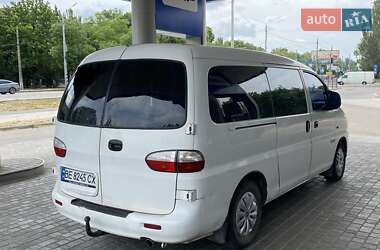 Минивэн Hyundai H-1 2007 в 