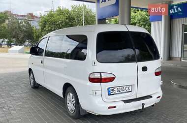 Минивэн Hyundai H-1 2007 в 