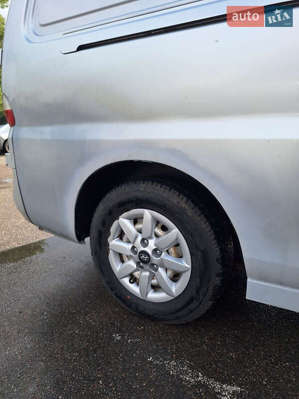 Грузовой фургон Hyundai H-1 2007 в Одессе