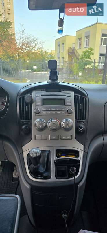 Минивэн Hyundai H-1 2010 в Киеве фото 17 Минивэн Hyundai H-1 2010 в Киеве
