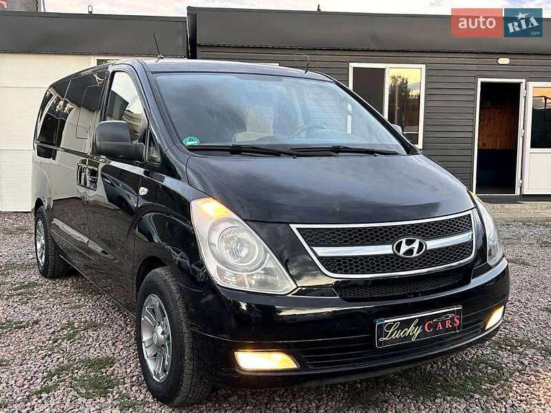 Минивэн Hyundai H-1 2012 в Одессе