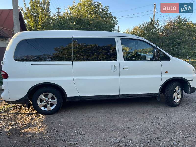 Минивэн Hyundai H-1 2000 в Подольске фото 3 Минивэн Hyundai H-1 2000 в Подольске