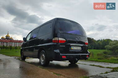 Минивэн Hyundai H-1 2005 в 