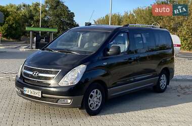 Минивэн Hyundai H-1 2008 в 