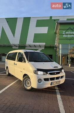 Минивэн Hyundai H-1 2006 в 