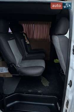 Минивэн Hyundai H-1 2006 в 