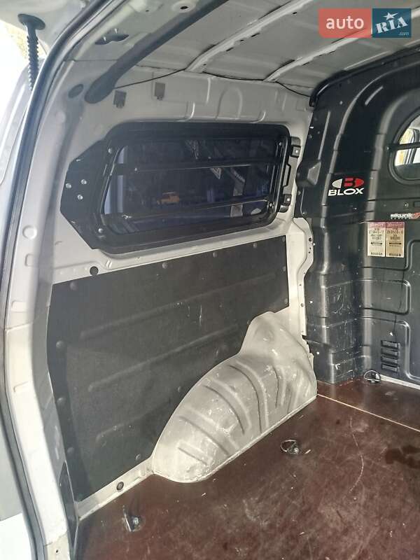 Минивэн Hyundai H-1 2008 в Одессе
