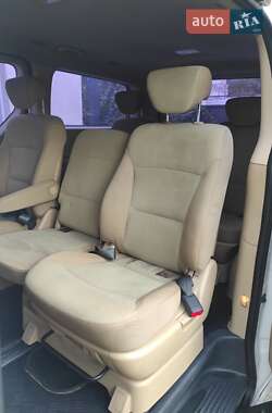 Минивэн Hyundai H-1 2012 в 