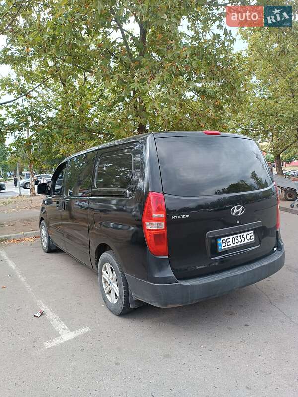 Минивэн Hyundai H-1 2008 в Николаеве