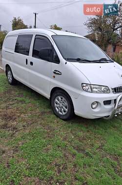 Грузовой фургон Hyundai H-1 2006 в 