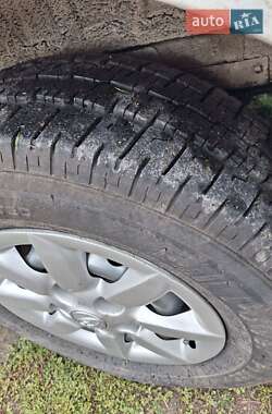 Грузовой фургон Hyundai H-1 2006 в 