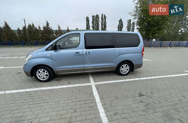 Минивэн Hyundai H-1 2008 в 