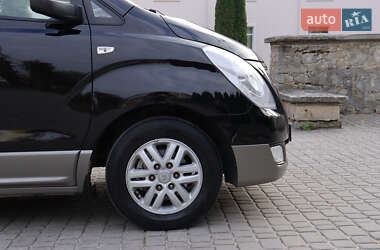Мінівен Hyundai H-1 2016 в 
