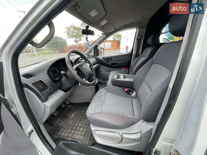Грузовой фургон Hyundai H-1 2008 в Одессе