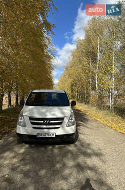 Минивэн Hyundai H-1 2008 в Баре