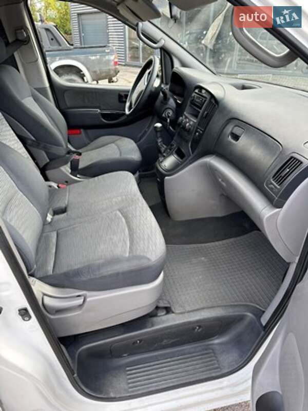 Мінівен Hyundai H-1 2008 в Запоріжжі фото 5 Мінівен Hyundai H-1 2008 в Запоріжжі