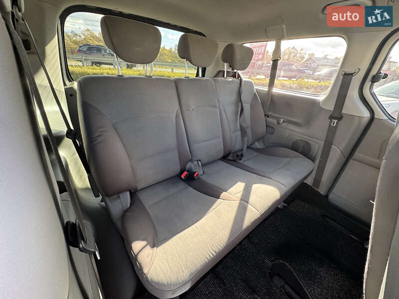 Мінівен Hyundai H-1 2011 в Стрию