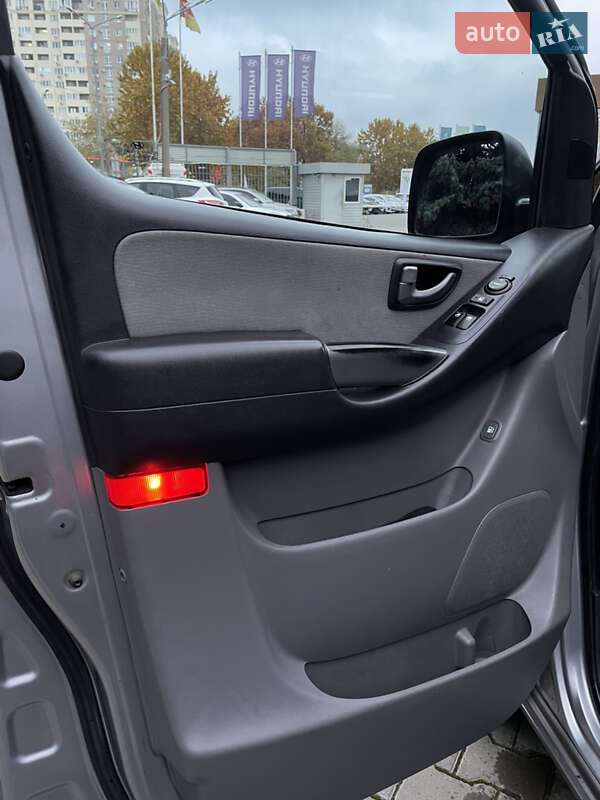Минивэн Hyundai H-1 2016 в Одессе фото 9 Минивэн Hyundai H-1 2016 в Одессе