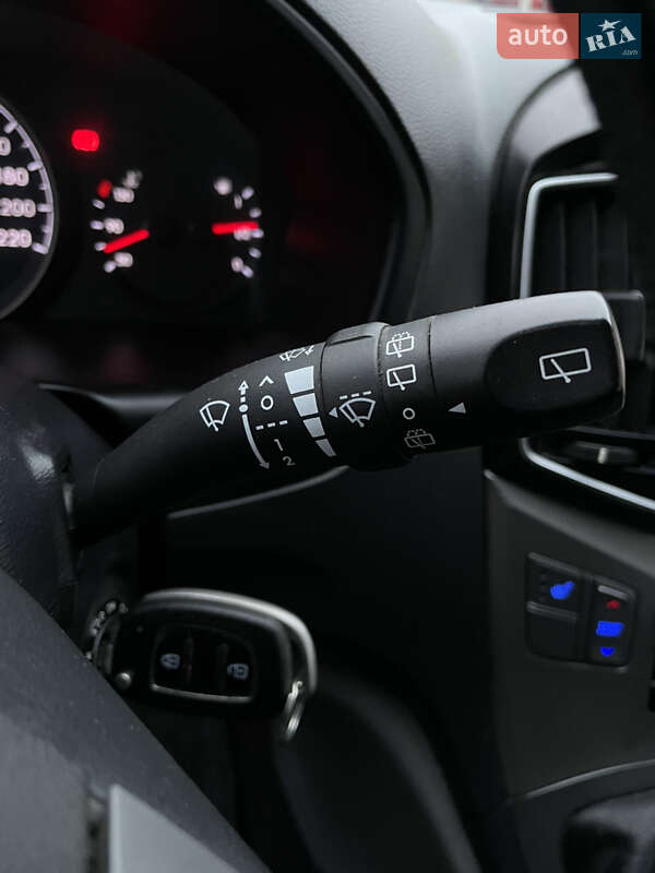 Минивэн Hyundai H-1 2016 в Одессе фото 15 Минивэн Hyundai H-1 2016 в Одессе