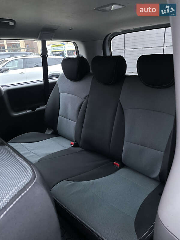 Минивэн Hyundai H-1 2016 в Одессе фото 20 Минивэн Hyundai H-1 2016 в Одессе