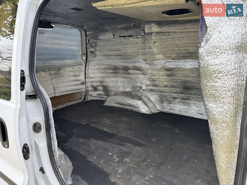 Інші вантажівки Hyundai H-1 2003 в Одесі фото 7 Інші вантажівки Hyundai H-1 2003 в Одесі