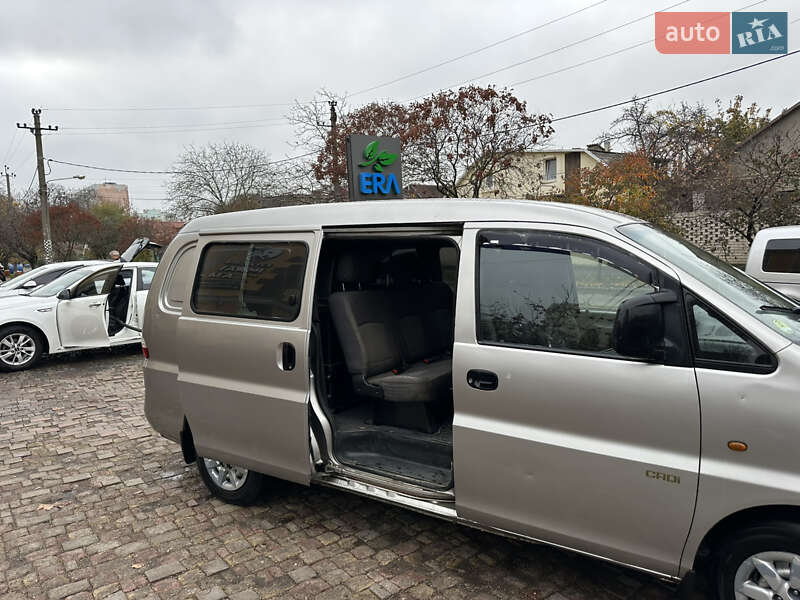 Мінівен Hyundai H-1 2005 в Одесі фото 2 Мінівен Hyundai H-1 2005 в Одесі