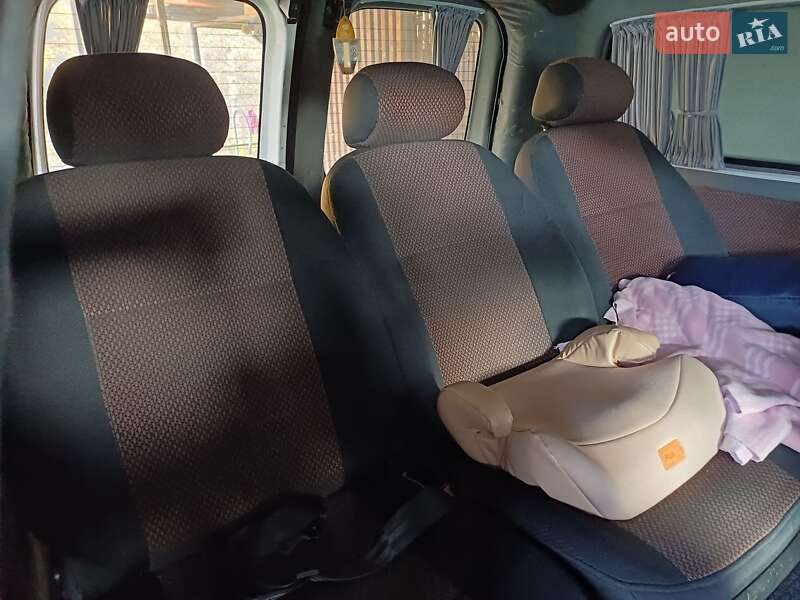 Мінівен Hyundai H-1 2008 в Ужгороді фото 4 Мінівен Hyundai H-1 2008 в Ужгороді