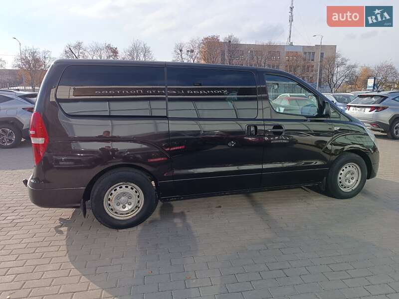 Минивэн Hyundai H-1 2016 в Полтаве