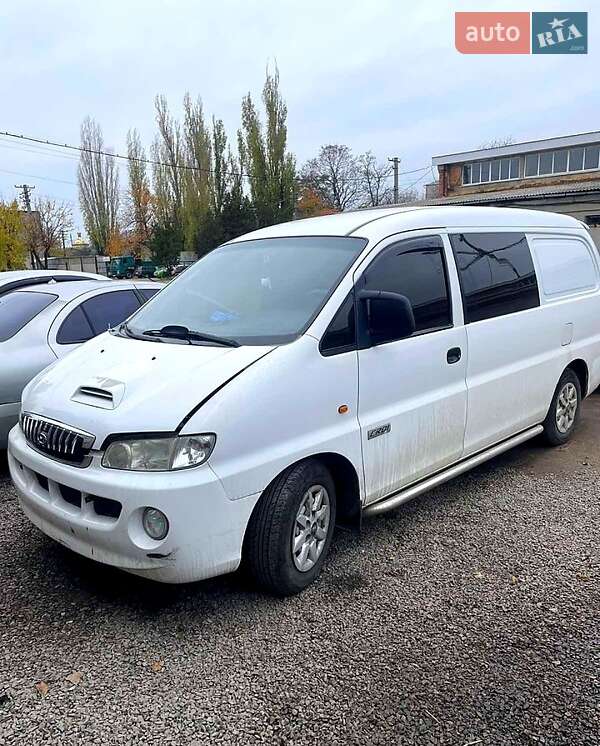 Вантажний фургон Hyundai H-1 2007 в Первомайську фото 7 Вантажний фургон Hyundai H-1 2007 в Первомайську