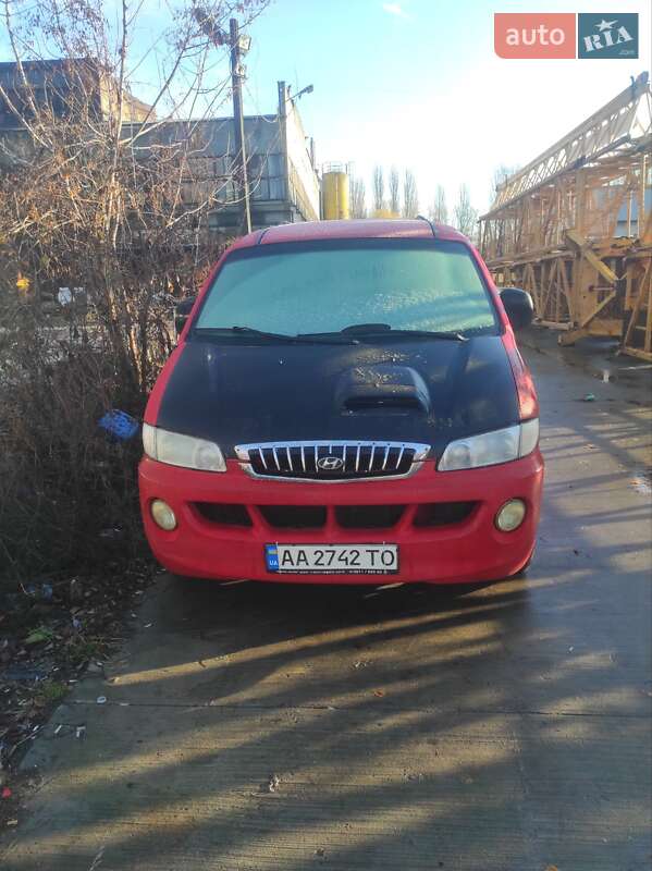 Hyundai H-1 2005 Hyundai H-1 2005