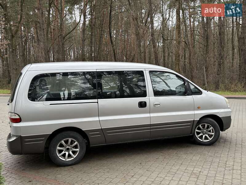 Минивэн Hyundai H-1 2005 в Львове