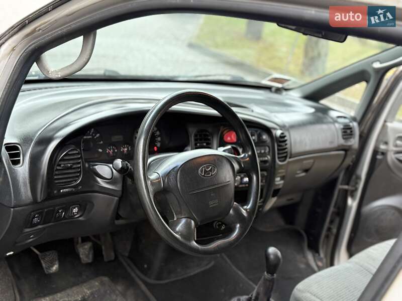 Минивэн Hyundai H-1 2005 в Львове