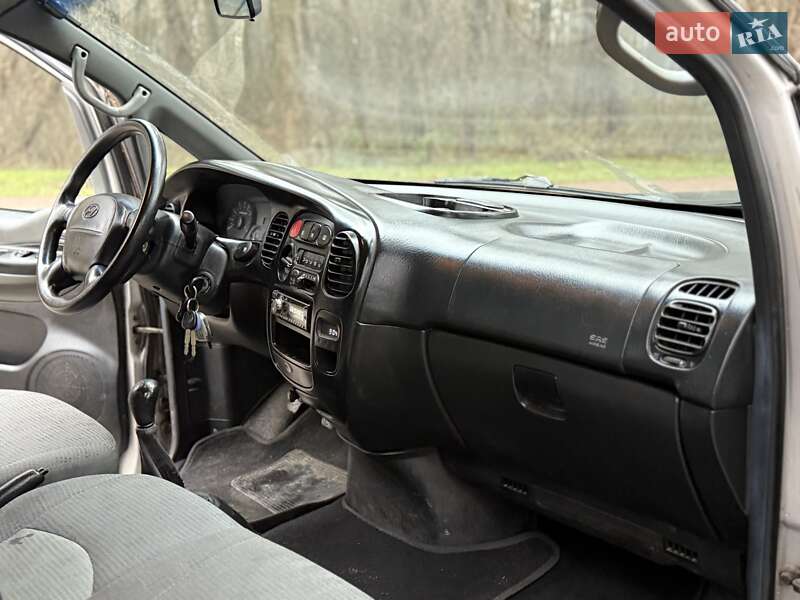 Минивэн Hyundai H-1 2005 в Львове