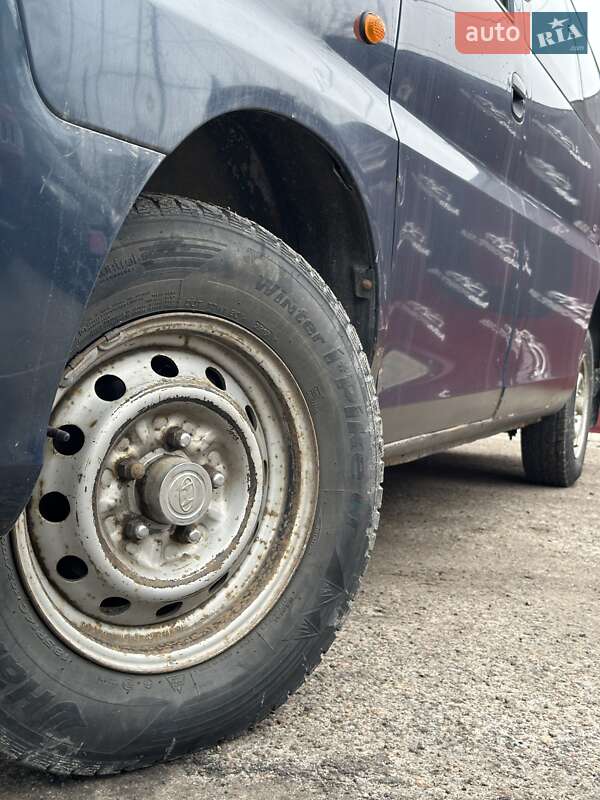 Минивэн Hyundai H-1 1999 в Сумах