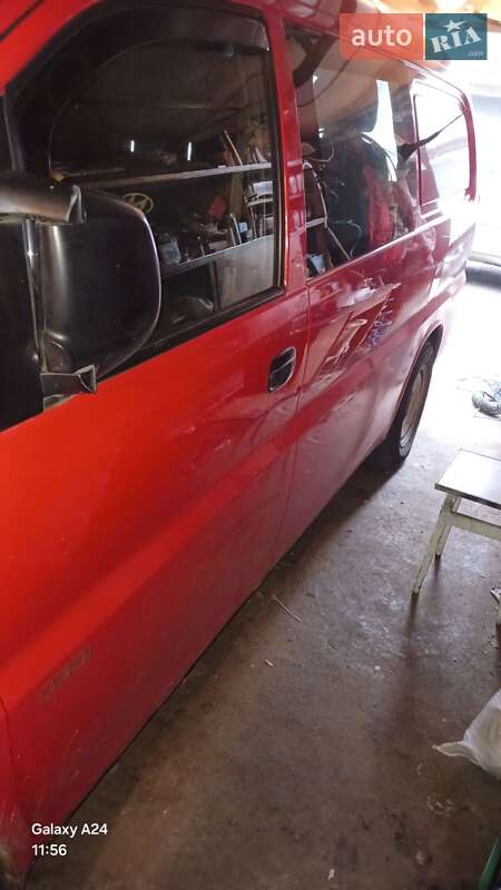 Минивэн Hyundai H-1 2005 в Киеве