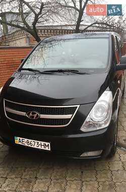 Мінівен Hyundai H-1 2011 в Дніпрі