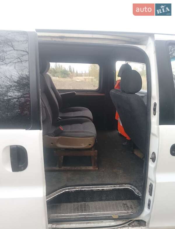 Минивэн Hyundai H-1 2000 в Чернигове