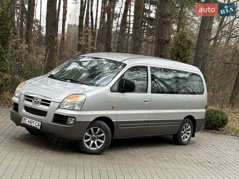 Hyundai H-1 2005 Hyundai H-1 2005