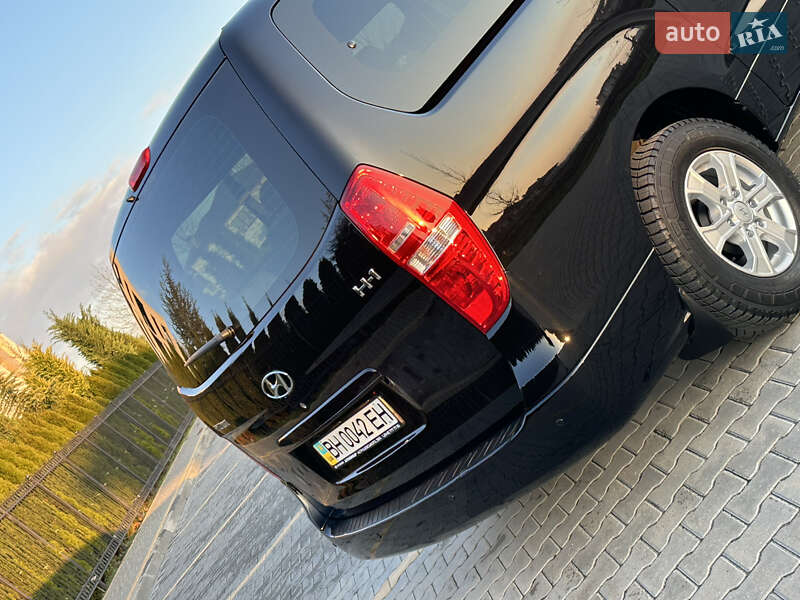 Минивэн Hyundai H-1 2012 в Одессе