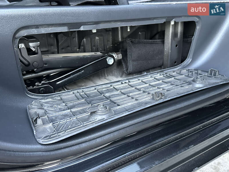 Минивэн Hyundai H-1 2012 в Одессе