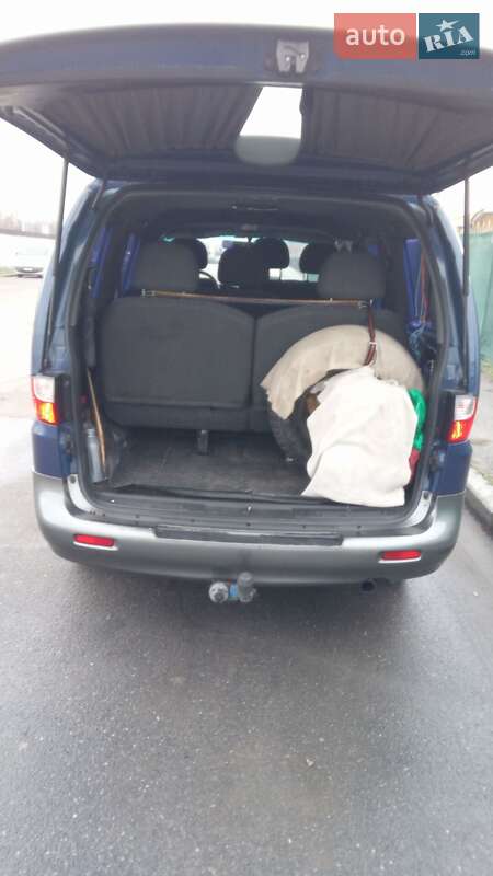 Минивэн Hyundai H-1 2004 в Киеве фото 13 Минивэн Hyundai H-1 2004 в Киеве