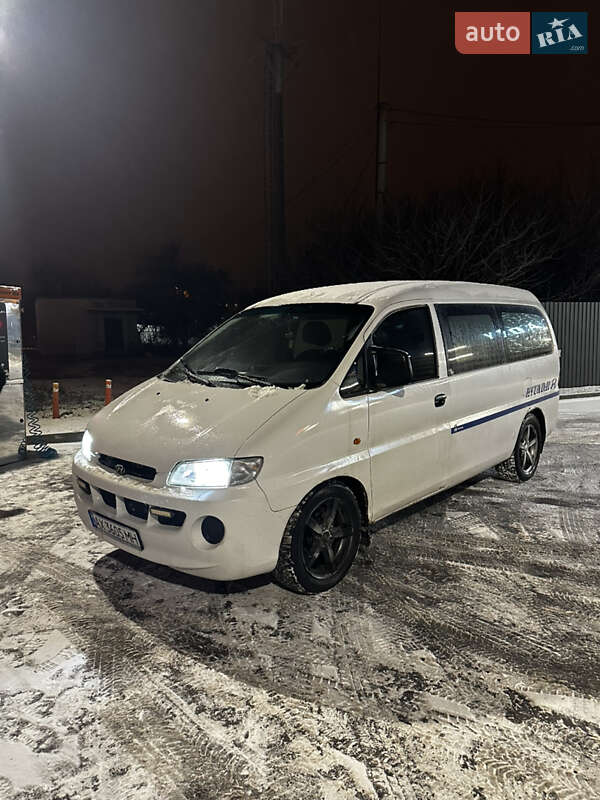Hyundai H-1 1999 Hyundai H-1 1999