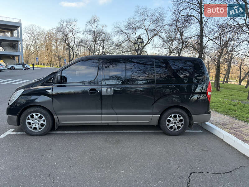 Минивэн Hyundai H-1 2013 в Одессе